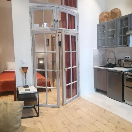 La Maison Verte Apartment