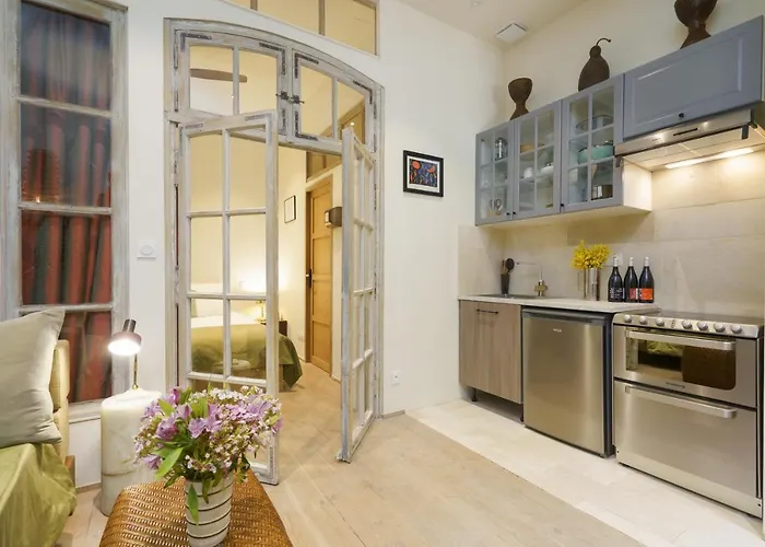 La Maison Verte Sete