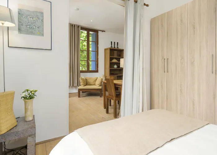 La Maison Verte Apartment